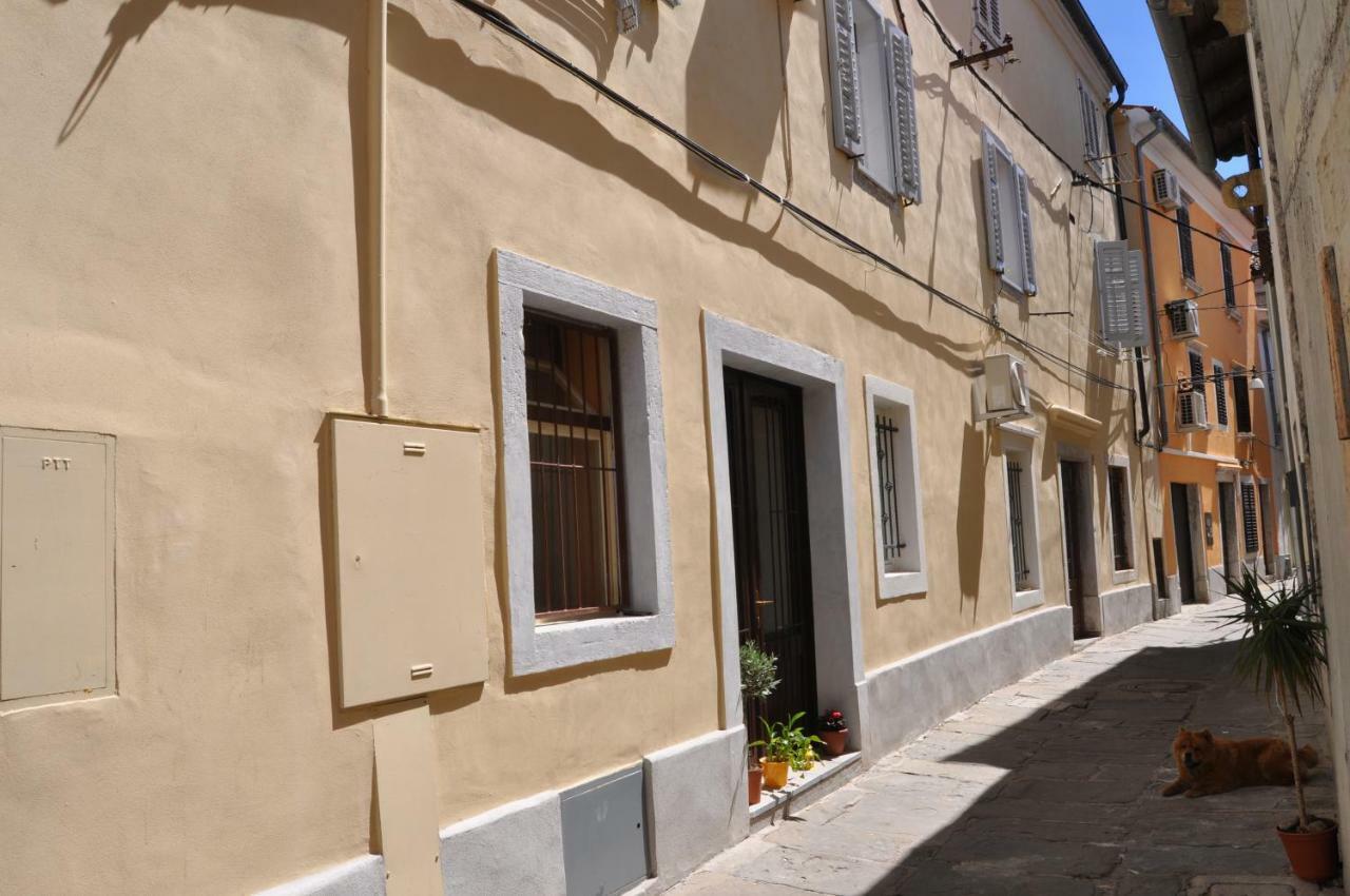 Koper Old Town Apartment Exterior photo